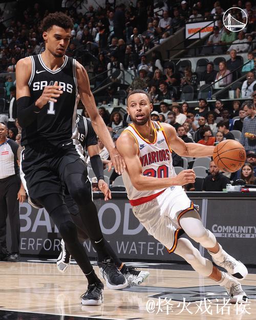 文班亚马25+7+9完胜库里 马刺逆转17分险胜勇士 文班亚马25+7+9完胜库里 马刺逆转17分险胜勇士